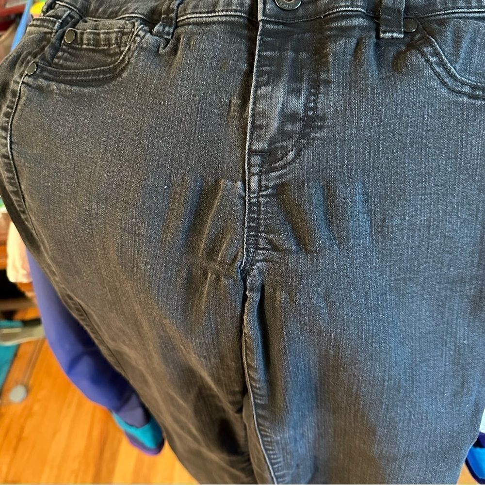 Torrid  Black Denim Skinny Jeans Sz 10R. VERY stretchy. - Picture 7 of 15